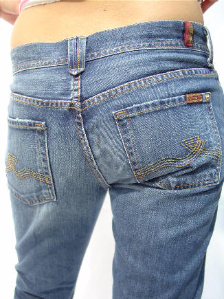 jeanssevenrockeramsrear.jpg